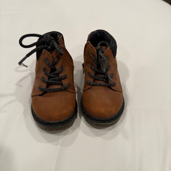 Zara Baby Lace Up Brown Boots - Size 21 (5.5) - Picture 2 of 9